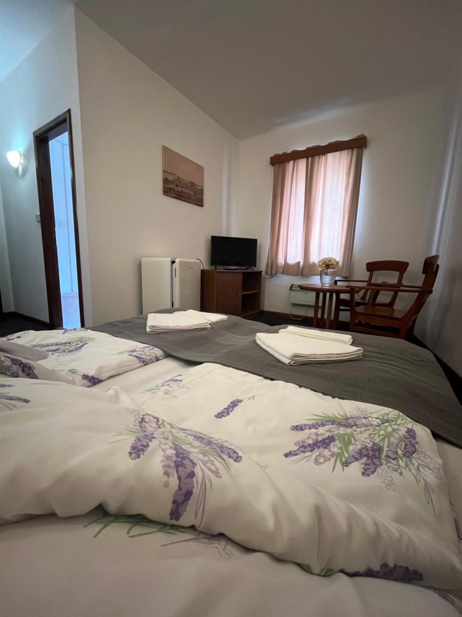 Apartmany Baroko Broumov Exterior foto